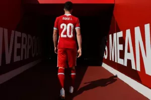 Αποσύρει το «20» στη μνήμη του Ζότα η Λίβερπουλ