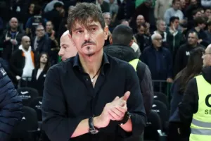 Βολές Γιαννακόπουλου προς… Πειραιά για Εθνική, ελληνοποιήσεις και Final 4!