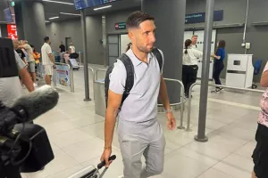 Έφτασε στη Θεσσαλονίκη για τον ΠΑΟΚ ο Ιβάνουσετς
