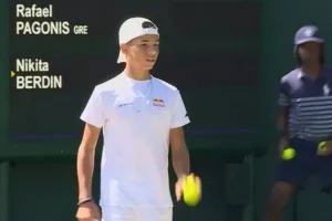 Στον μεγάλο τελικό του Wimbledon U14 ο Παγώνης!