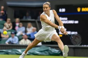Η Ριμπάκινα απέκλεισε από το Wimbledon τη Σάκκαρη