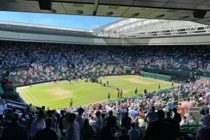 "Στην Κερκίδα"- Με... Wimbledon (BINTEO) 