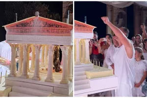 Ένας...Παρθενώνας για Λομάκιν!