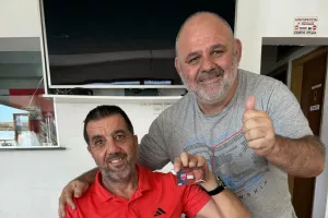 Στήριζει με διαρκείας ο Ποντικός
