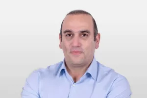 Απάντηση σε πρόεδρο ΚΟΑ από Καρούσο: "Δεν θα μου πει αν θα ασχοληθώ ή όχι"