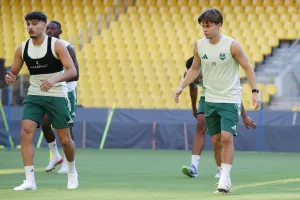 (Βίντεο-Φώτος Kerkida) Η προπόνηση του Άρη στην "OPAP Arena" 