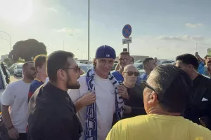 (Βίντεο-Φώτος kerkida) Η υποδοχή των Παφιτών στον Νταβίντ Λουίζ!