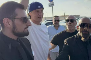 (Βίντεο-Φώτος Kerkida) Τα ΠΑΝΤΑ από την άφιξη του Νταβίντ Λουίζ!