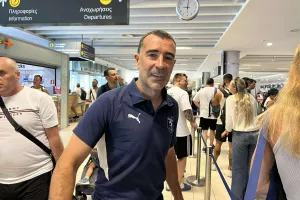 (Φώτος Kerkida) Έφτασε... η αποστολή της Πάφος FC
