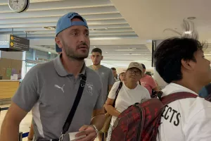 (Φώτος Kerkida) Έφτασε... η αποστολή της Πάφος FC