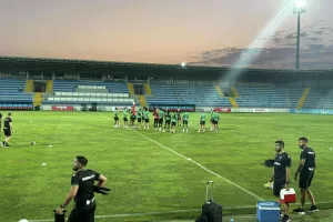 (Βίντεο-Φώτος kerkida) Προπόνηση στην "Dalga Arena"