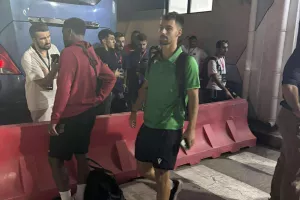 (Βίντεο-Φώτος kerkida) Η αποχώρηση της Ομόνοιας από την "Dalga Arena"