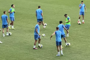 (Φώτος/βίντεο kerkida) Η προπόνηση της Δυναμό Κιέβου