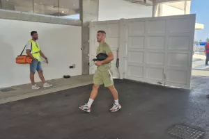 (Φώτος kerkida) Η άφιξη της ΑΕΚ