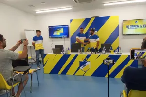 "Είμαστε το ΑΠΟΕΛ και πρέπει να πρωταγωνιστούμε/Λευκόθεο... όπως τις παλιές εποχές"