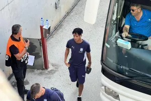 (Φώτος kerkida) Η άφιξη του Απόλλωνα στο ΓΣΠ