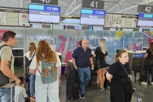 Check-in με χαμόγελο ο πρόεδρος!