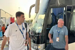 (Φώτος Kerkida) Η άφιξη της Δυναμό