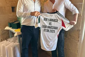 Παρέθεσε γεύμα σε Legia και UEFA