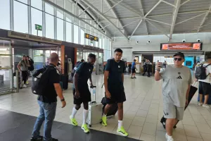 Στο αεροδρόμιο με Άρη για Αθήνα (φώτος/βίντεο kerkida)