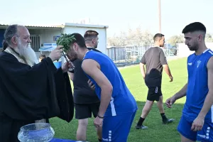 Αγιασμός στην Αραδίππου