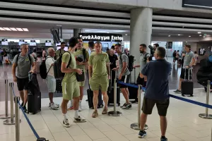(ΦΩΤΟΣ/BINTEO kerkida) Πέταξε... για την πρόκριση η ΑΕΚ