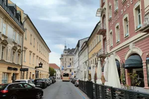 Η κεντρική πλατεία στο "Klagenfurt" (Φώτος)