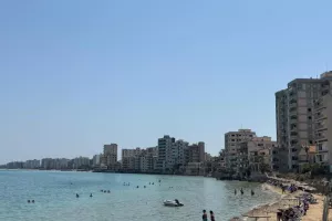(Φώτος) "Μια υπενθύμιση ότι η Αμμόχωστος δεν είναι απλώς ένας τόπος στον χάρτη"