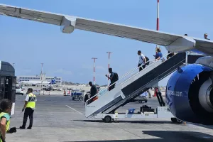 (Φώτος Kerkida) Έφτασε Αθήνα 