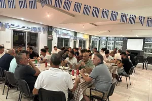 Δείπνο, πριν την ΑΕΛ (Φώτος)