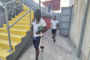 Η άφιξη του ΑΠΟΕΛ (Φώτος kerkida)