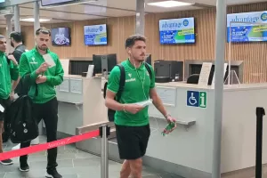 (Φώτος Kerkida) Check in… για Κύπρο 