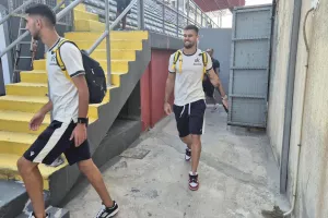 Η άφιξη του ΑΠΟΕΛ (Φώτος kerkida)