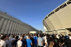 (ΒΙΝΤΕΟ-ΦΩΤΟΣ) Τραγούδι στη βόρεια οι Απολλωνίστες