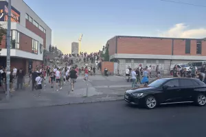 Το σκηνικό έξω από το Stadion Rajko Mitić (Φώτος Kerkida)