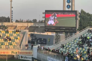 (Βίντεο/Φώτος) Τίμησαν και... αποθέωσαν Τρίσκο όπως του αξίζει!
