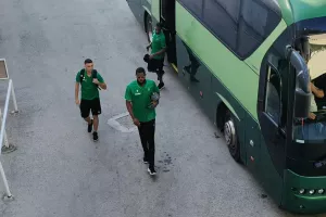 ΦΩΤΟΣ/Η άφιξη της Ομόνοιας
