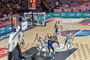 Ανταγωνιστική... όσο μπορούσε η Εθνική μας - Ήττα στην πρεμιέρα (Φωτος) 