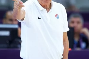 Άλλη κλάση οι Σέρβοι, κέρδισαν... σβηστά την Κύπρο (Φώτος)