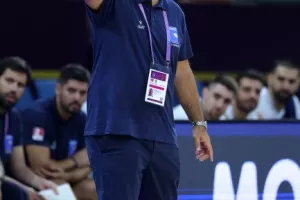 Άλλη κλάση οι Σέρβοι, κέρδισαν... σβηστά την Κύπρο (Φώτος)