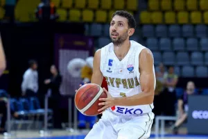 Άλλη κλάση οι Σέρβοι, κέρδισαν... σβηστά την Κύπρο (Φώτος)