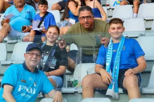 (Φώτος) Ο κόσμος στις εξέδρες 