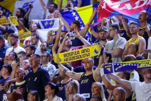 Με σούπερ Φοντέκιο η Ιταλία... καθάρισε την Βοσνία (Φώτος)