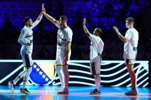 Ανταγωνιστική... όσο μπορούσε η Εθνική μας - Ήττα στην πρεμιέρα (Φωτος) 