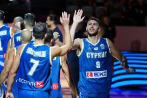Ανταγωνιστική... όσο μπορούσε η Εθνική μας - Ήττα στην πρεμιέρα (Φωτος) 