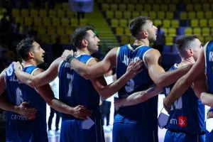 Ανταγωνιστική... όσο μπορούσε η Εθνική μας - Ήττα στην πρεμιέρα (Φωτος) 