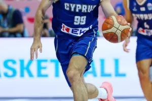 Ανταγωνιστική... όσο μπορούσε η Εθνική μας - Ήττα στην πρεμιέρα (Φωτος) 
