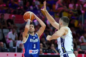 Ανταγωνιστική... όσο μπορούσε η Εθνική μας - Ήττα στην πρεμιέρα (Φωτος) 