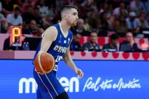 Ανταγωνιστική... όσο μπορούσε η Εθνική μας - Ήττα στην πρεμιέρα (Φωτος) 