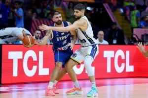 Ανταγωνιστική... όσο μπορούσε η Εθνική μας - Ήττα στην πρεμιέρα (Φωτος) 